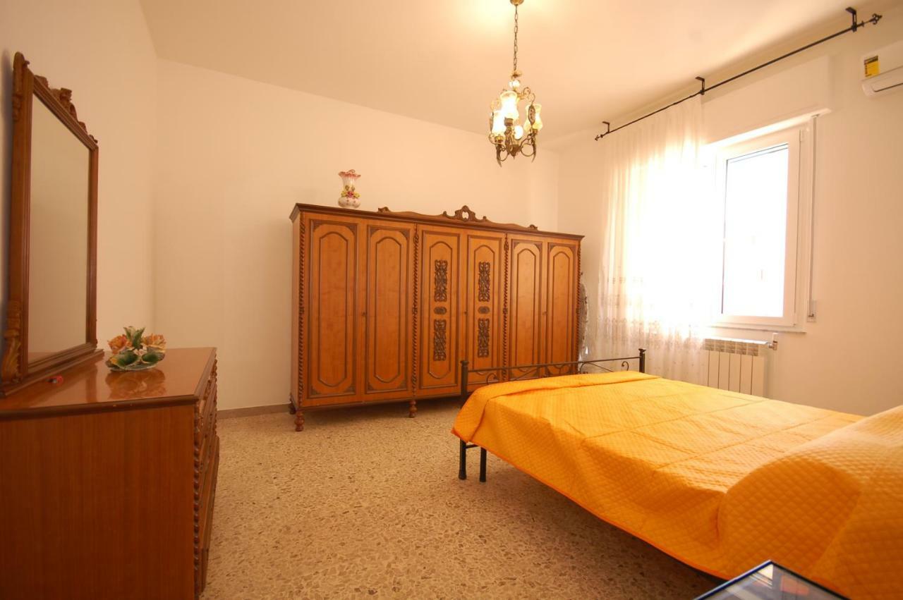 Appartamento Al Mare A Silvi Marina Bagian luar foto